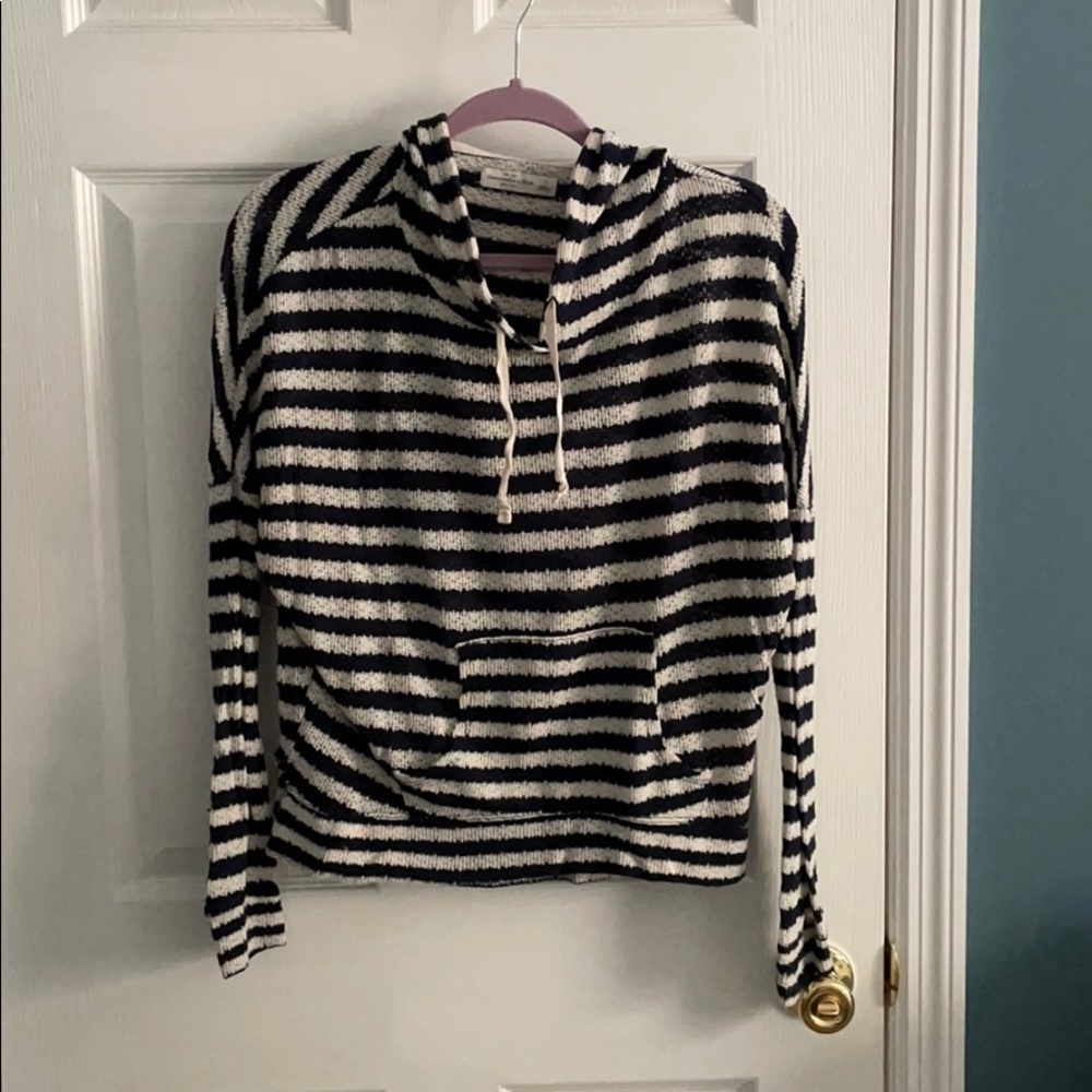 Long sleeve sweater